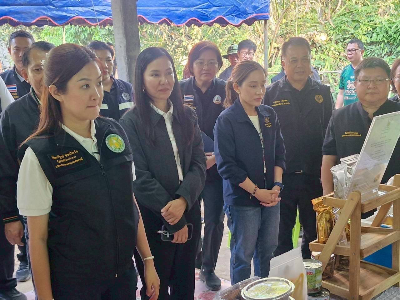 title - ส.ป.ก.ร่วมติดตามรัฐมนตรีช่วยว่าการกระทรวงเกษตรและสหกรณ์ (นางสาวปิยะรัฐชย์ ติยะไพรัช) ลงพื้นที่การตรวจราชการในอำเภอสวรรคโลก อำเภอกงไกรลาศ อำเภอศรีสําโรง และอำเภอเมืองจังหวัดสุโขทัย